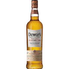 Dewar's White Label Scratched Cask Blended Scotch Whisky 750ml Glass_bottle Liquor Blended Scotch Whiskey Drinkun.com
