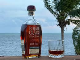 Elijah Craig Toasted Barrel 1789 Kentucky Straight Bourbon Whiskey 750ml Glass_bottle Liquor Bourbon Whiskey Drinkun.com